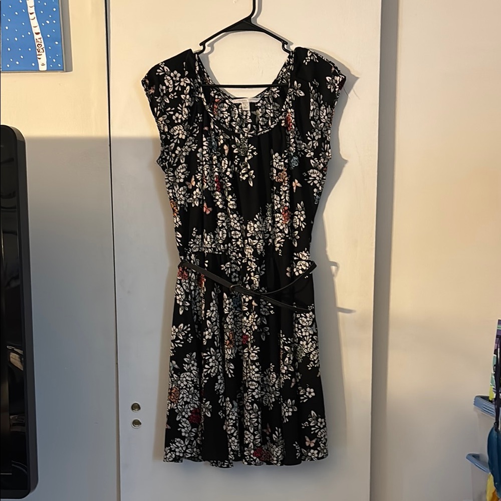 LC Lauren Conrad Black and White Flutter Sleeve Sundress